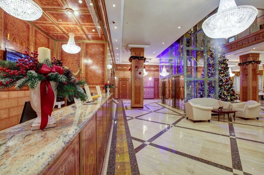 Royal Hotel Moskou Buitenkant foto
